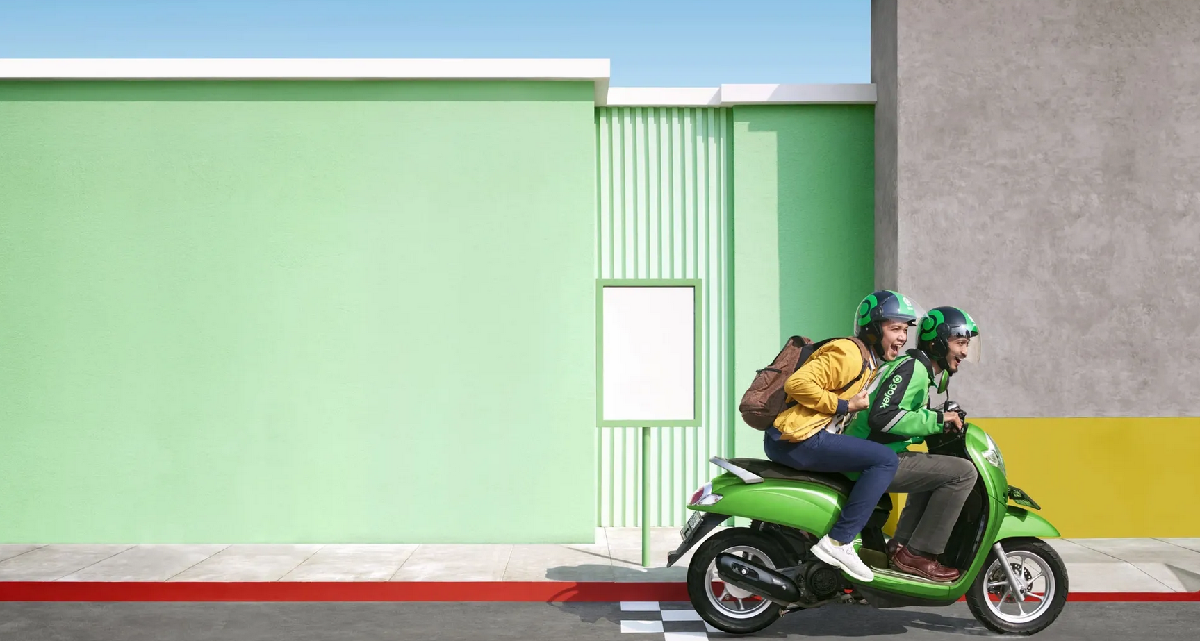 Ilustrasi orang yang sedang diantar oleh ojek online Gojek (gojek.com)