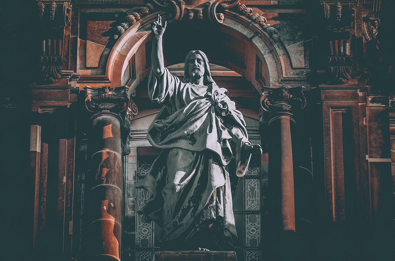 Berlin Cathedral, Patung Yesus (Pixabay)