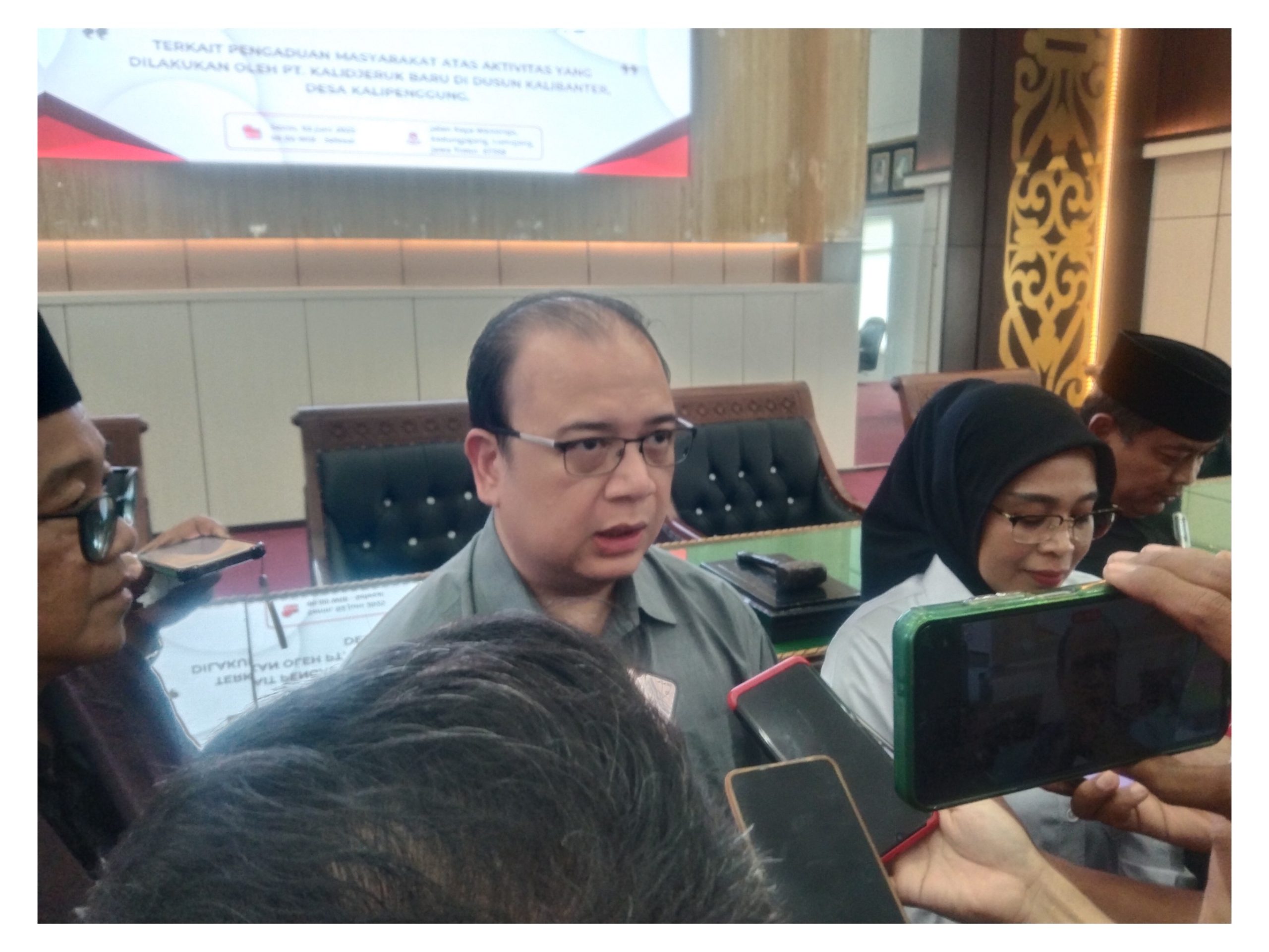 Dirut PT Kalijeruk Baru Hadiri Rapat DPRD