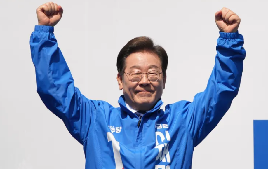 Lee Jae-myung, presidential candidate of the Democratic Party, campaigns in Seoul, South Korea, on May 12, 2025 [Lee Jin-man/AP]