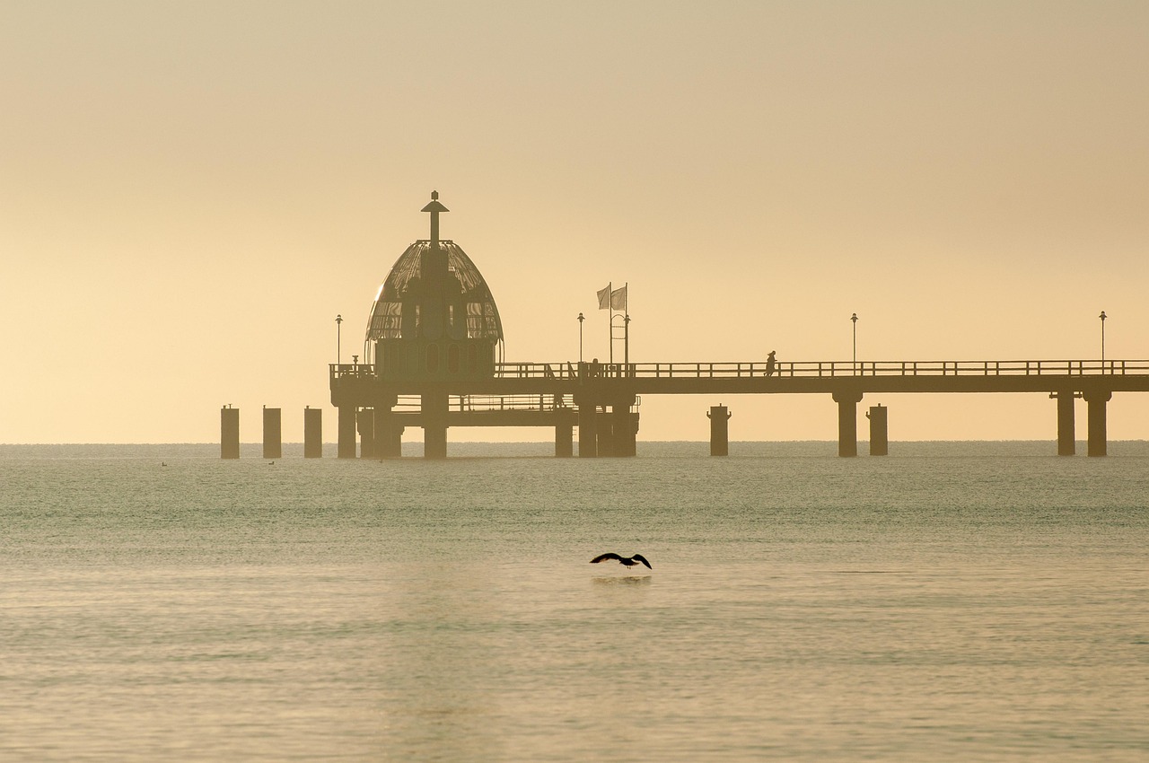 Ilustasi dermaga (pixabay)
